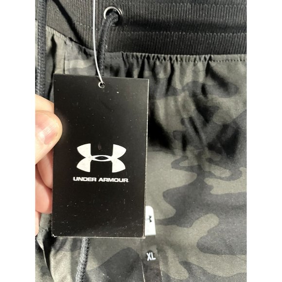 Under Armour Men's Camo 2 Pocket Shorts Black Size XL *New with Tags* - Picture 4 of 10